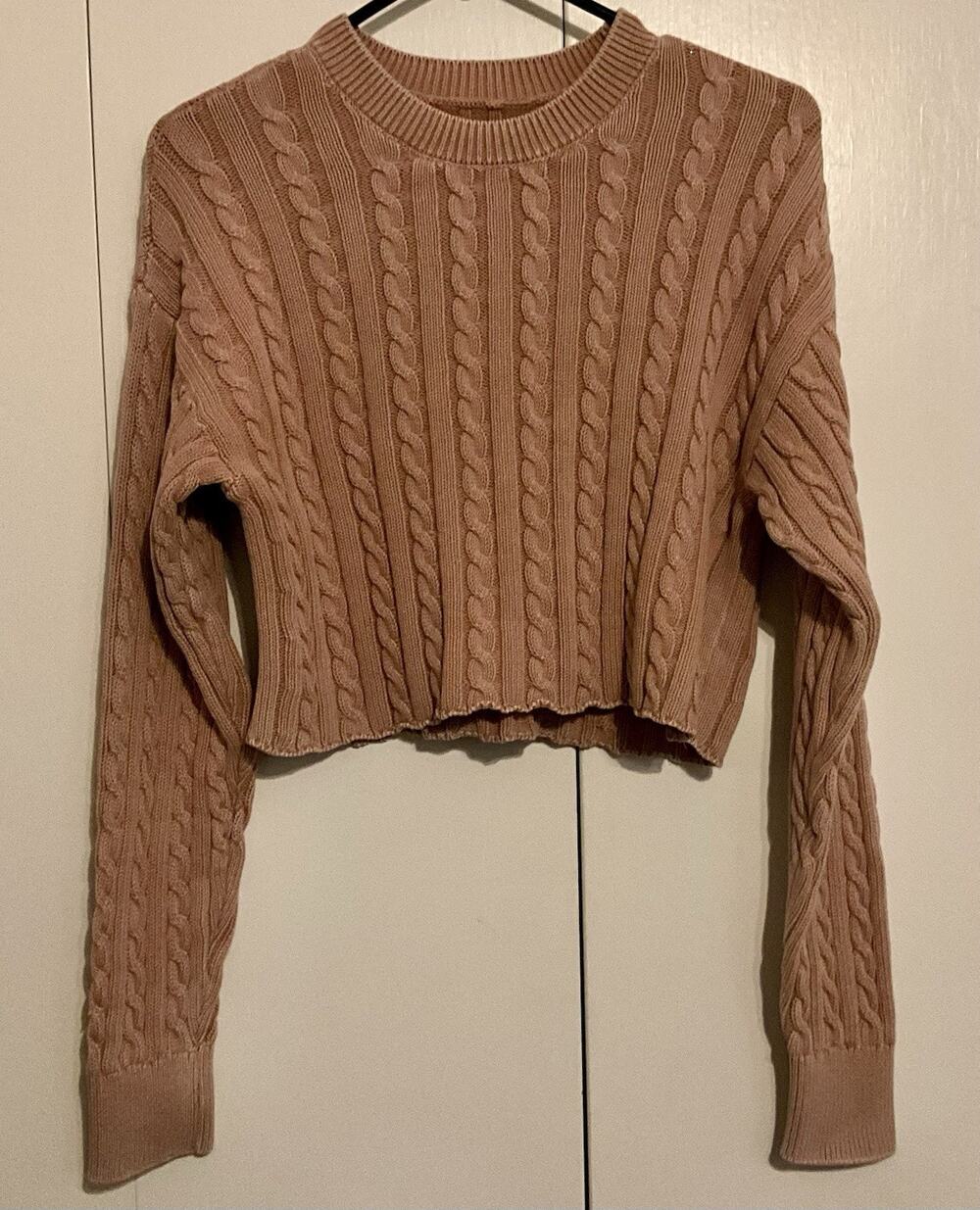 Aerie Pink Cropped Cable Knit Crewneck Sweater Size Medium Oversized Long Sleeve
